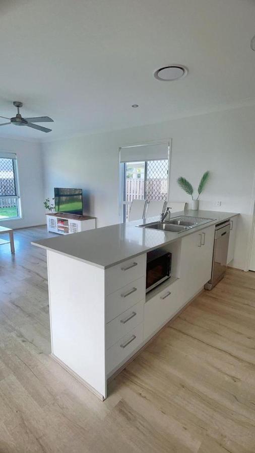 Near Helensvale Station Gold Coast Exterior foto